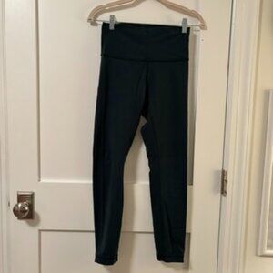 Wunder under mid rise tight leggings in  Royal Emerald